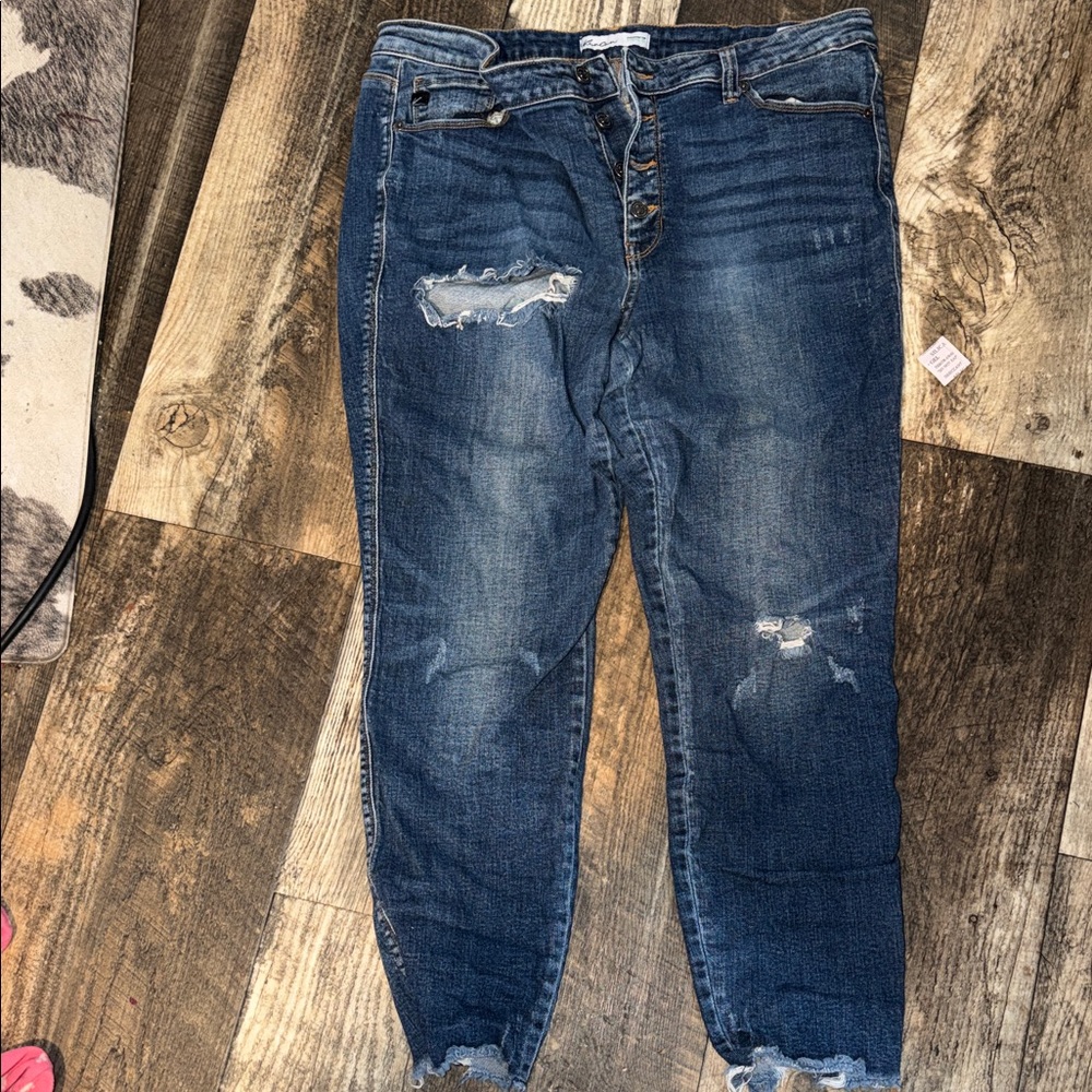 KanCan Dark Blue Distressed Ankle Jeans